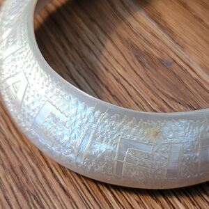 SOLD LOCALLY Carved Vintage shell slice Mother of Pearl bangle MOP Tiki bracelet
